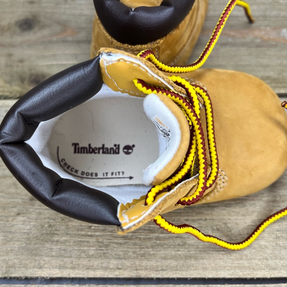 *NWOT*Timberland infrant crib bootie - Picture 5 of 7